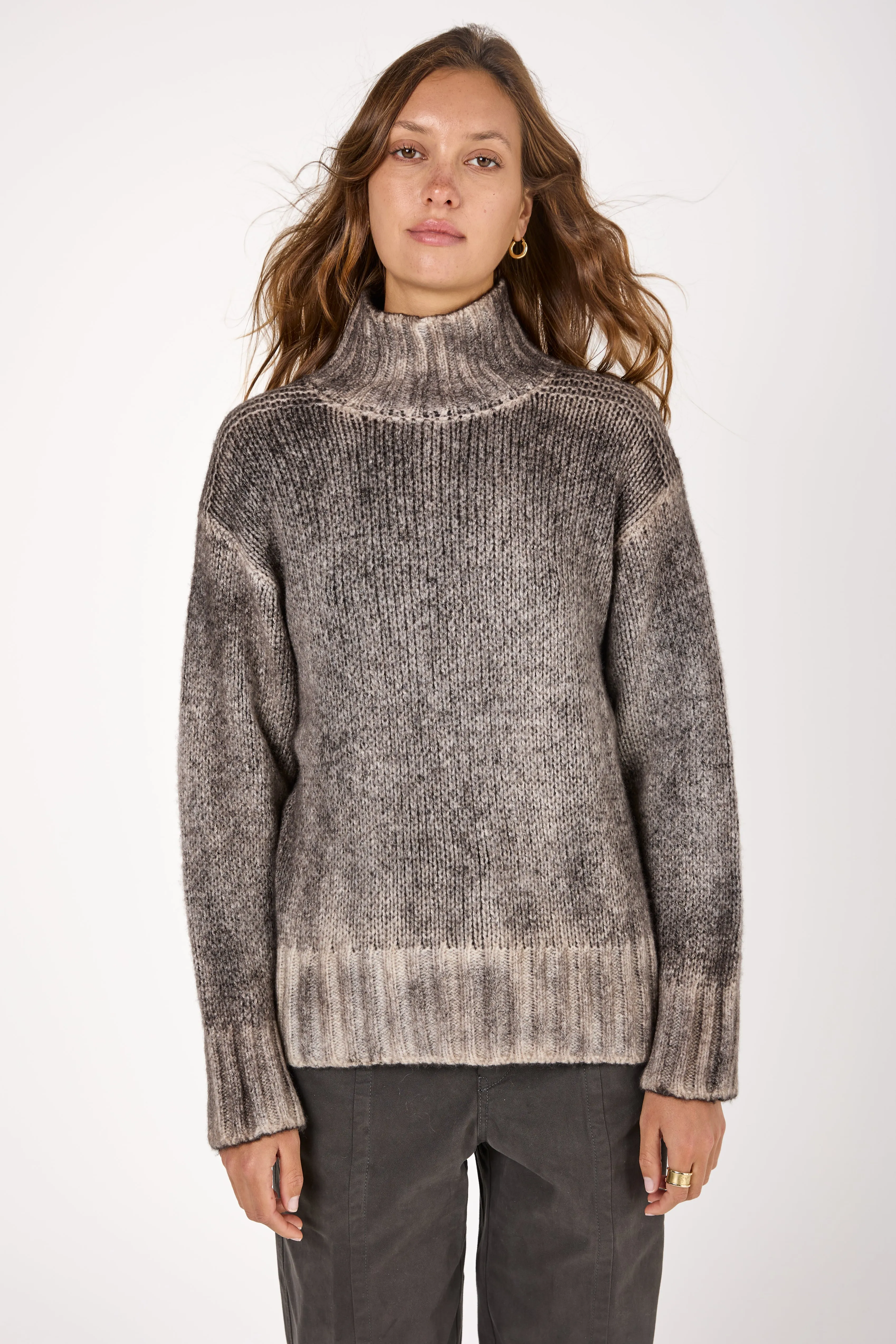 High Neck Pullover in Carruba