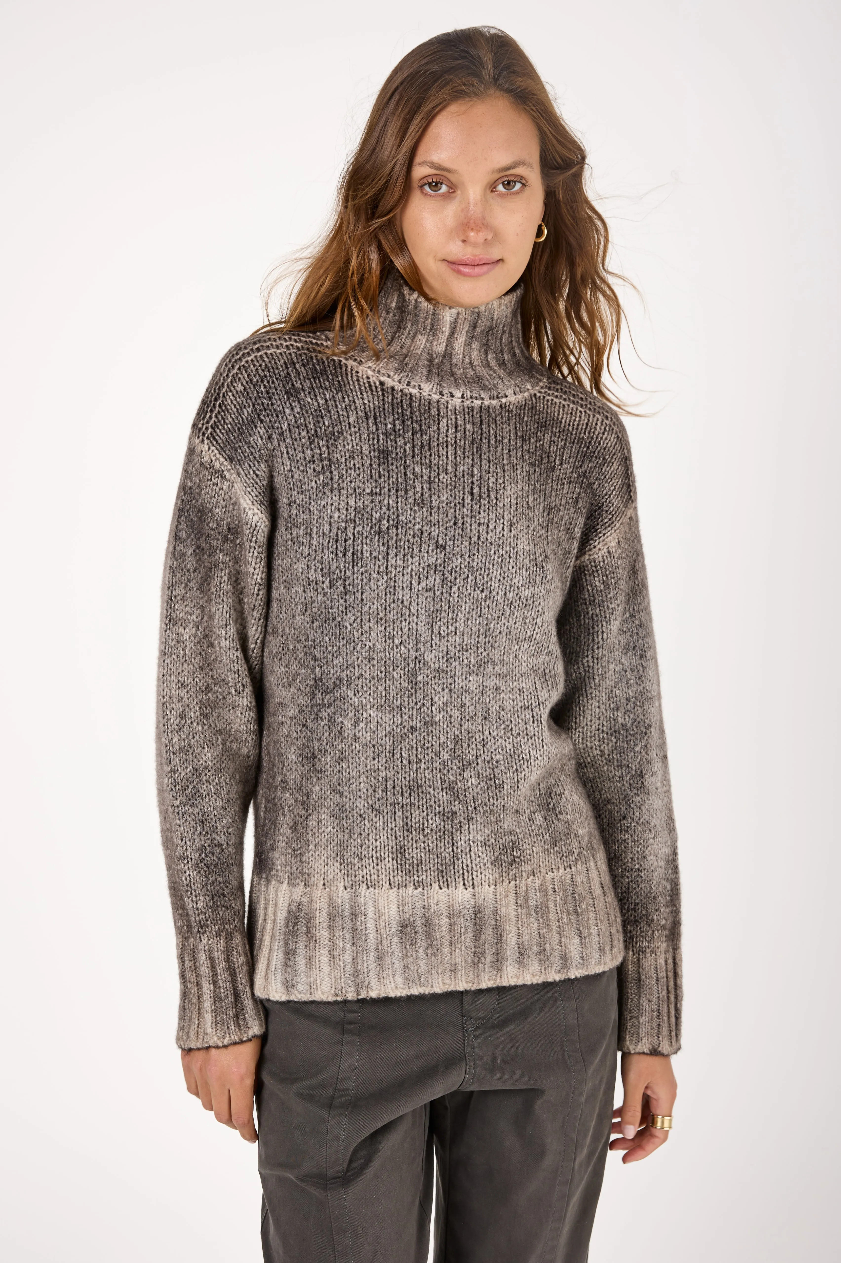 High Neck Pullover in Carruba