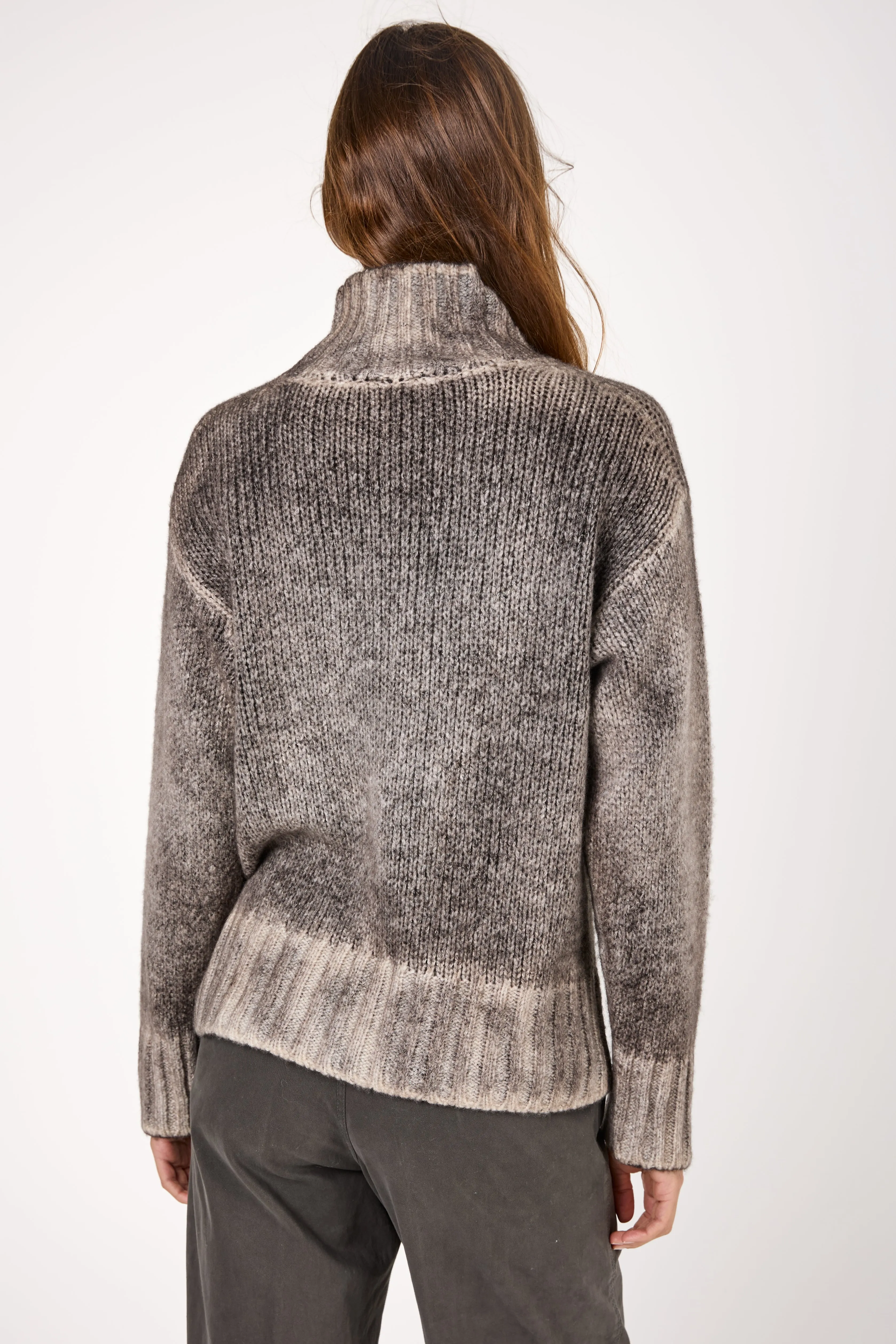 High Neck Pullover in Carruba