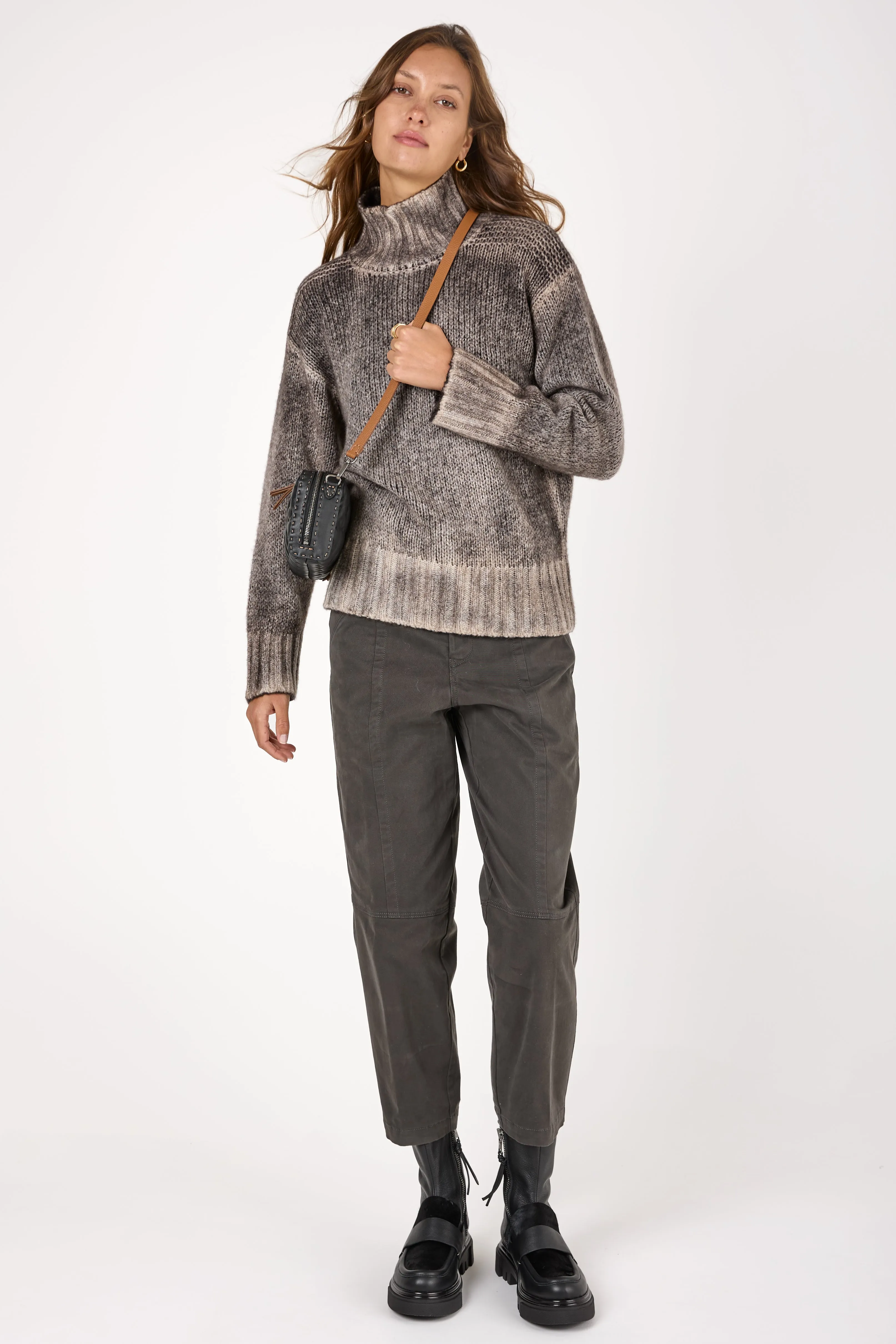 High Neck Pullover in Carruba