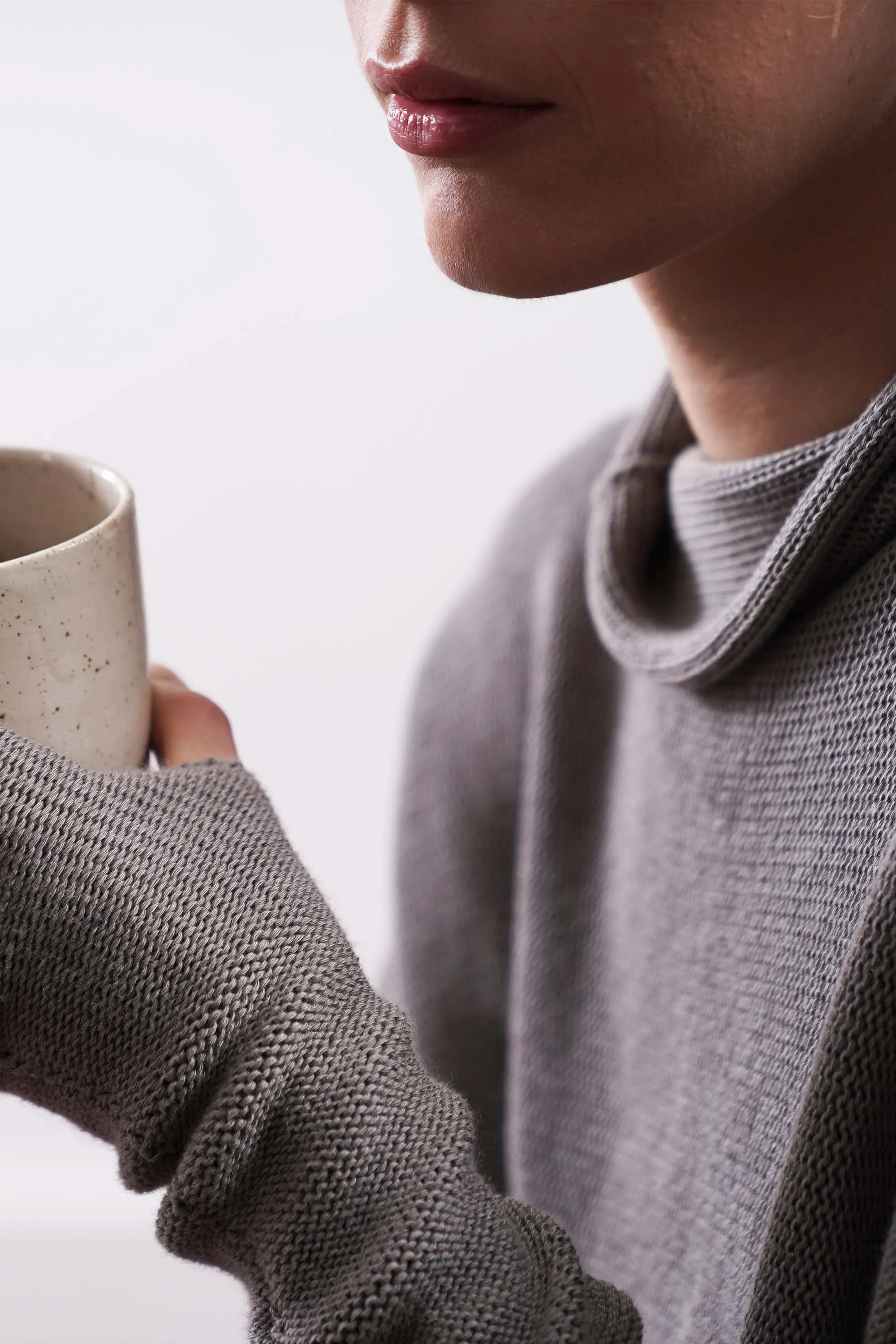 Turtleneck Baraka knitted Metals Sweater- Charcoal black